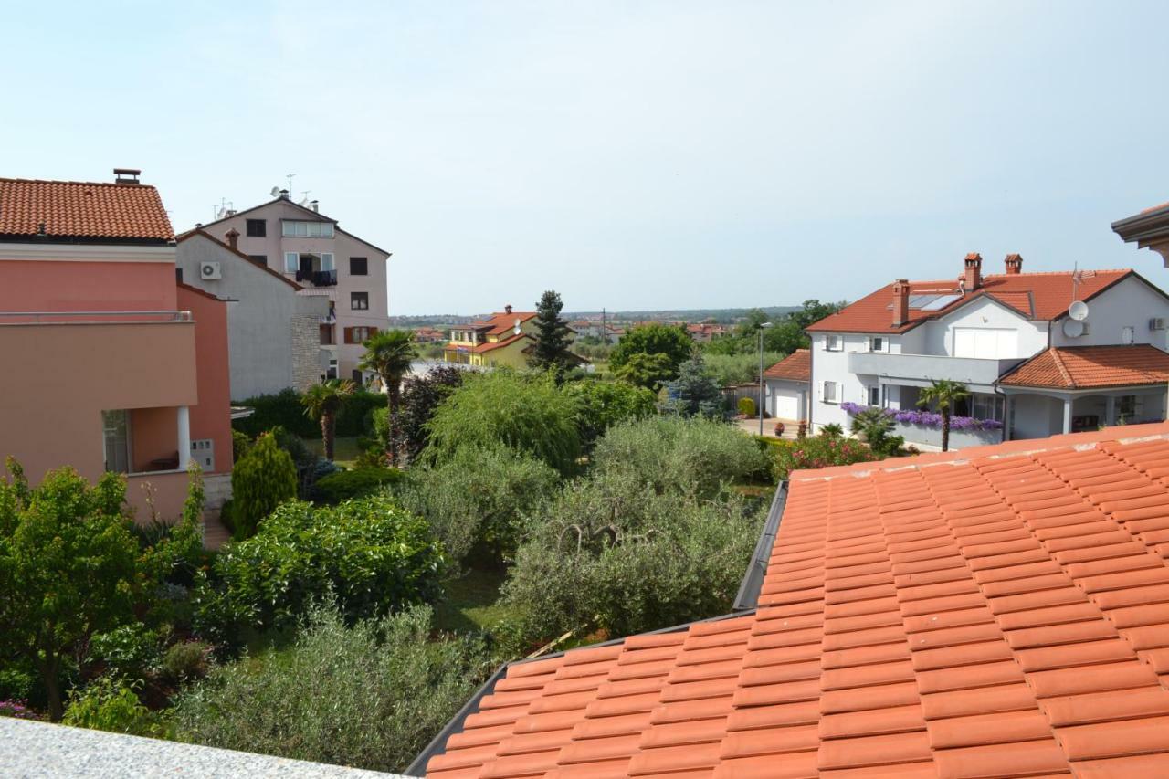 Apartman Ika Umag Extérieur photo